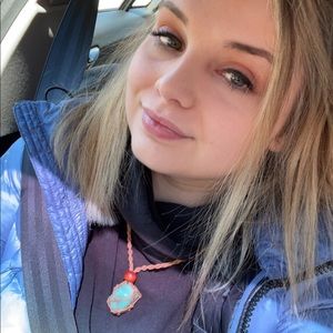 Meet your Posher, Ashleigh